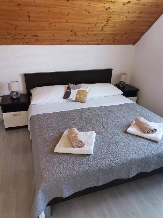 Apartment Dolores สโมลยานัซ ภายนอก รูปภาพ