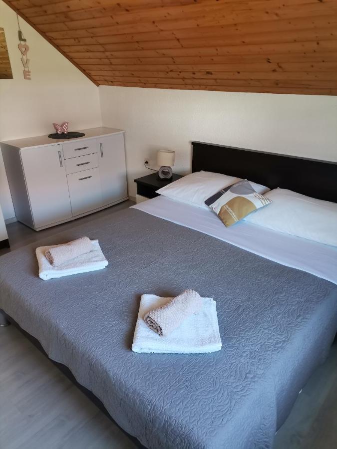 Apartment Dolores สโมลยานัซ ภายนอก รูปภาพ